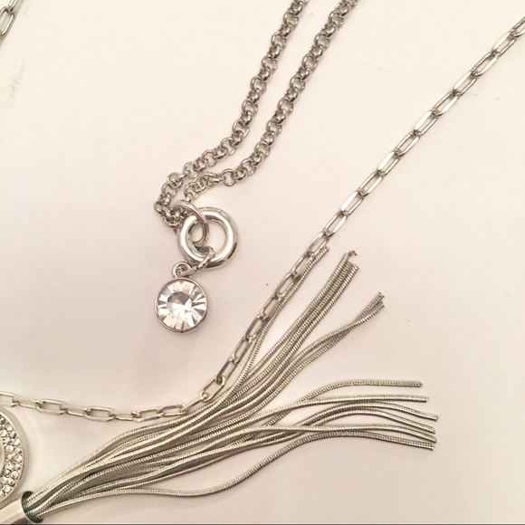 Guess Multi Layer Necklace SilverTone/ Rhinestone - Picture 8 of 8